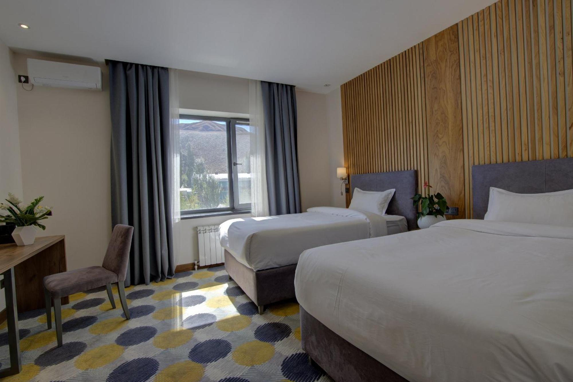 Grand Khan Tengri 4* Naryn Ngoại thất bức ảnh
